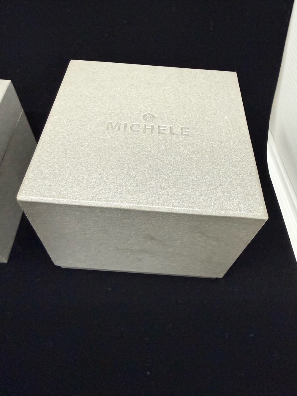 Nearly NOS 2024 Michele Extreme Butterfly Diamond Encrusted 42mm Quartz Watch - Picture 10 of 10